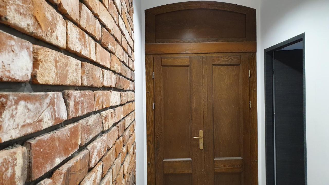 Modern Apartment In The City Center Katowice Esterno foto